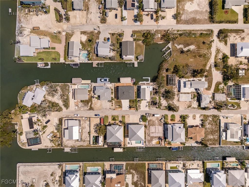 240 Driftwood Lane Fort Myers Beach FL 33931 2025025469 image35