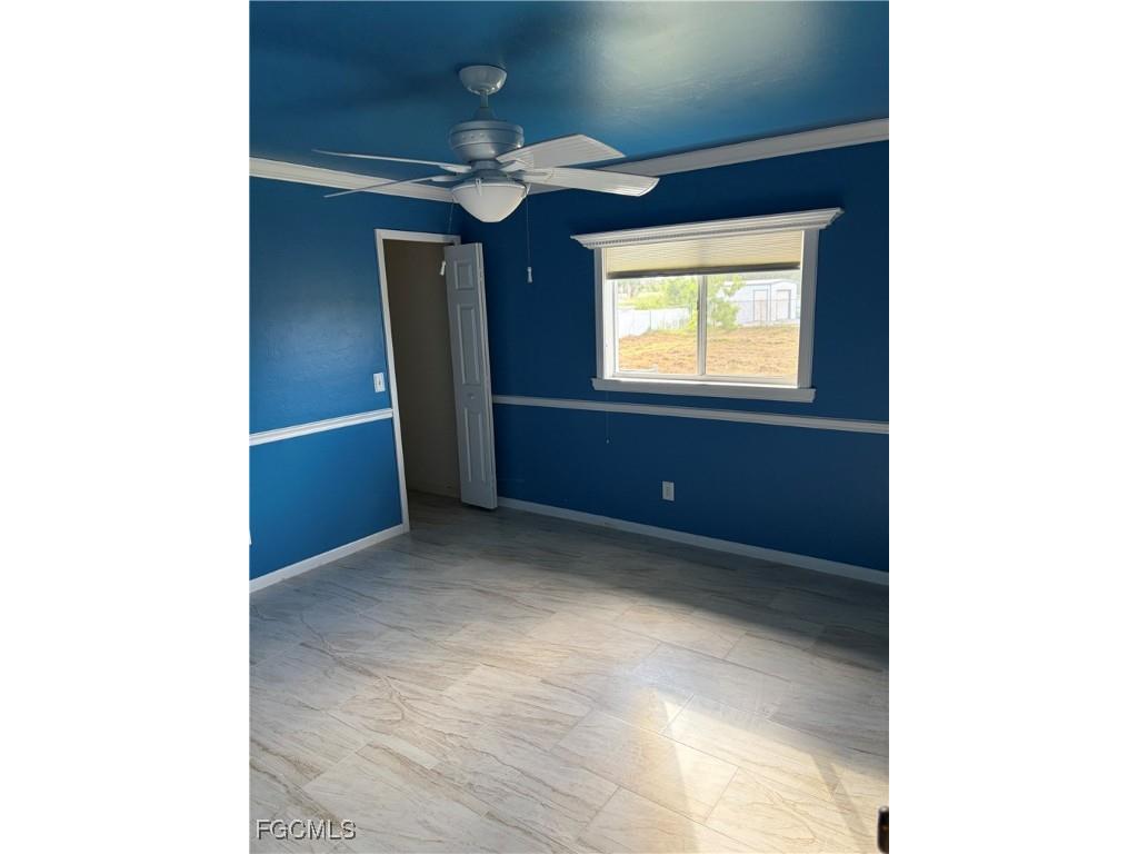 240 E Mariana Avenue North Fort Myers FL 33917 2025017524 image10