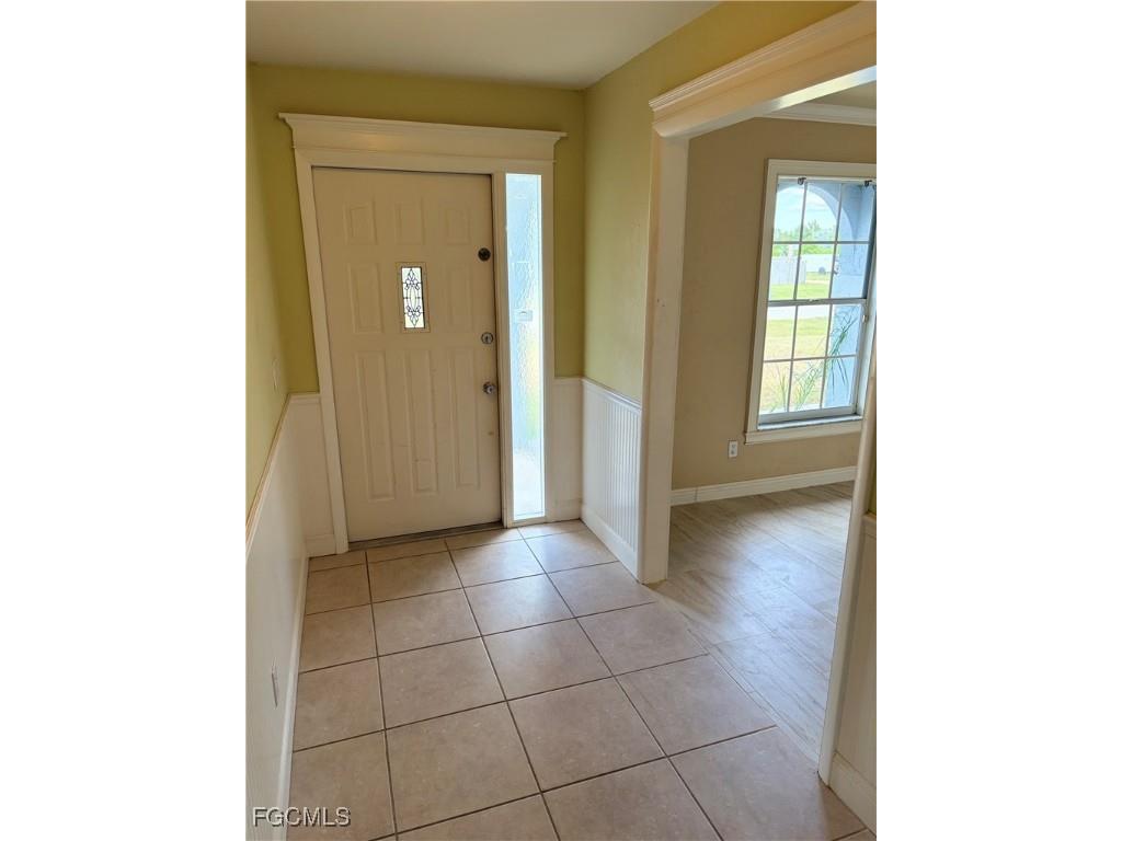 240 E Mariana Avenue North Fort Myers FL 33917 2025017524 image15