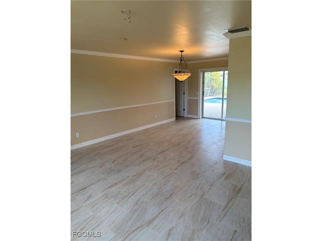 240 E Mariana Avenue North Fort Myers FL 33917 2025017524 image16