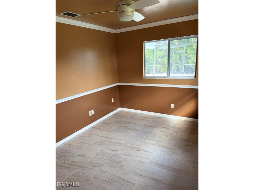 240 E Mariana Avenue North Fort Myers FL 33917 2025017524 image5