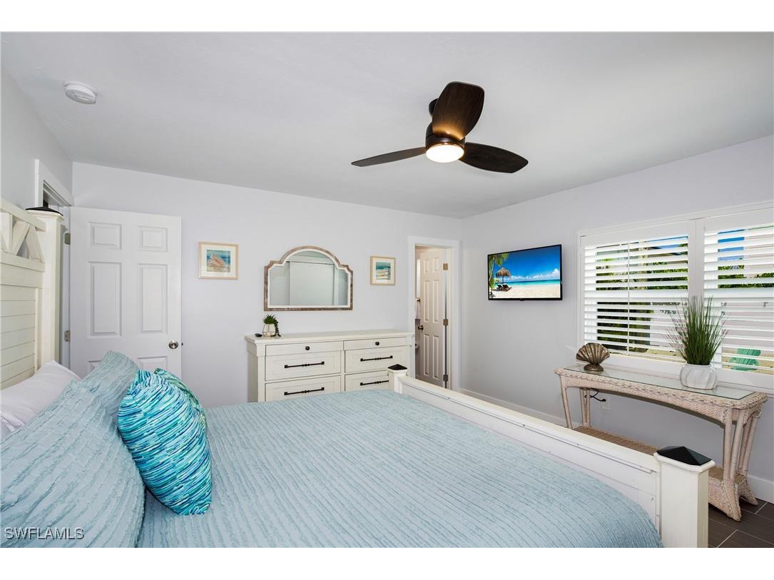 240 Fairweather Lane Fort Myers Beach FL 33931 225072245 image14