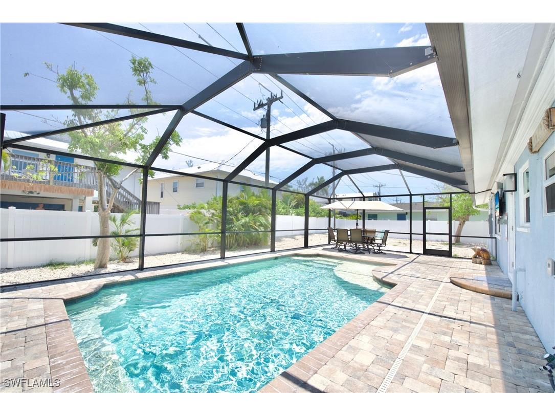 240 Fairweather Lane Fort Myers Beach FL 33931 225072245 image2