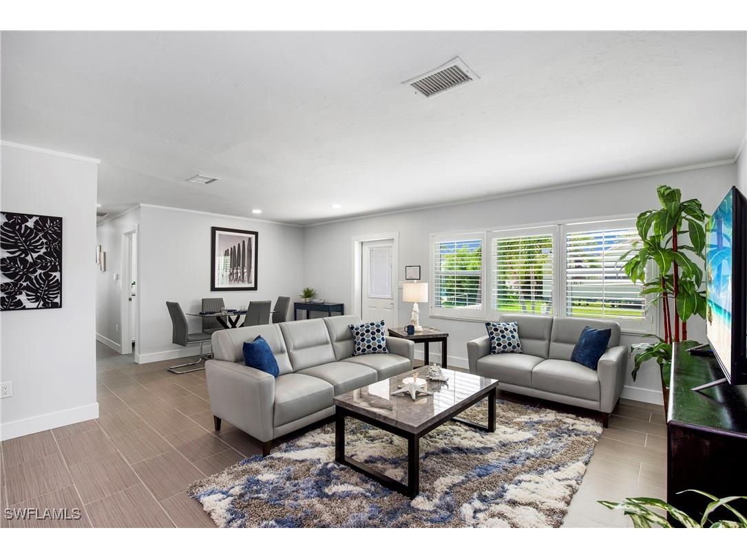 240 Fairweather Lane Fort Myers Beach FL 33931 225072245 image7