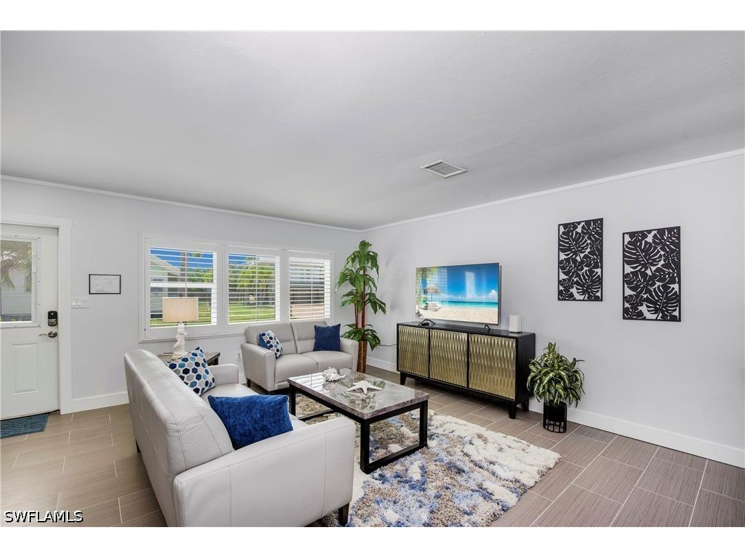 240 Fairweather Lane Fort Myers Beach FL 33931 226013695 image8