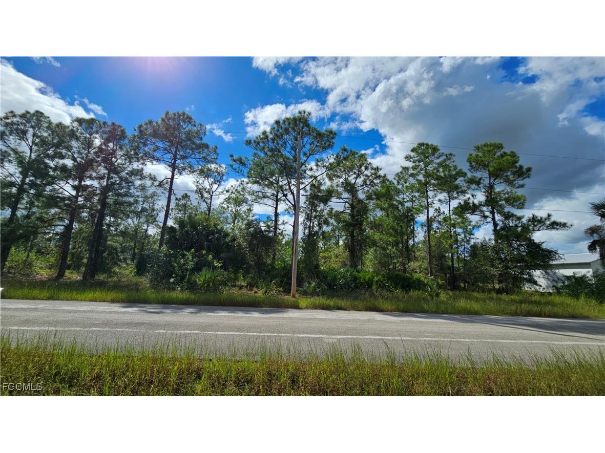 240 Genoa Avenue S Lehigh Acres FL 33974 2025014759 image4