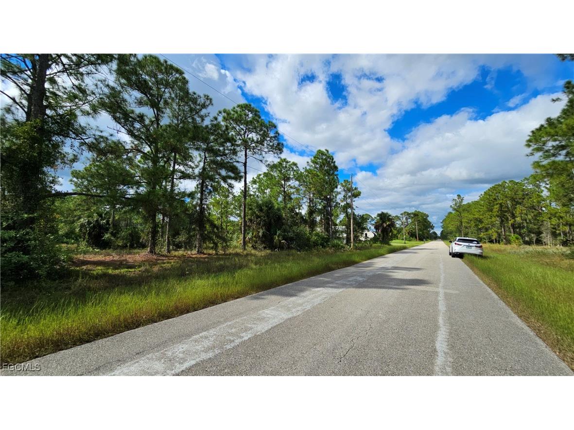 240 Genoa Avenue S Lehigh Acres FL 33974 2026005404 image3