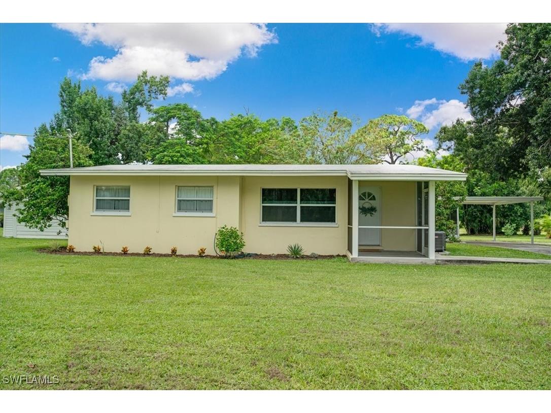 240 Herron Road North Fort Myers FL 33903 224077227 image1