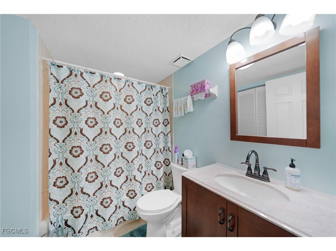 240 Lewis Circle #513 Punta Gorda FL 33950 2026000238 image22