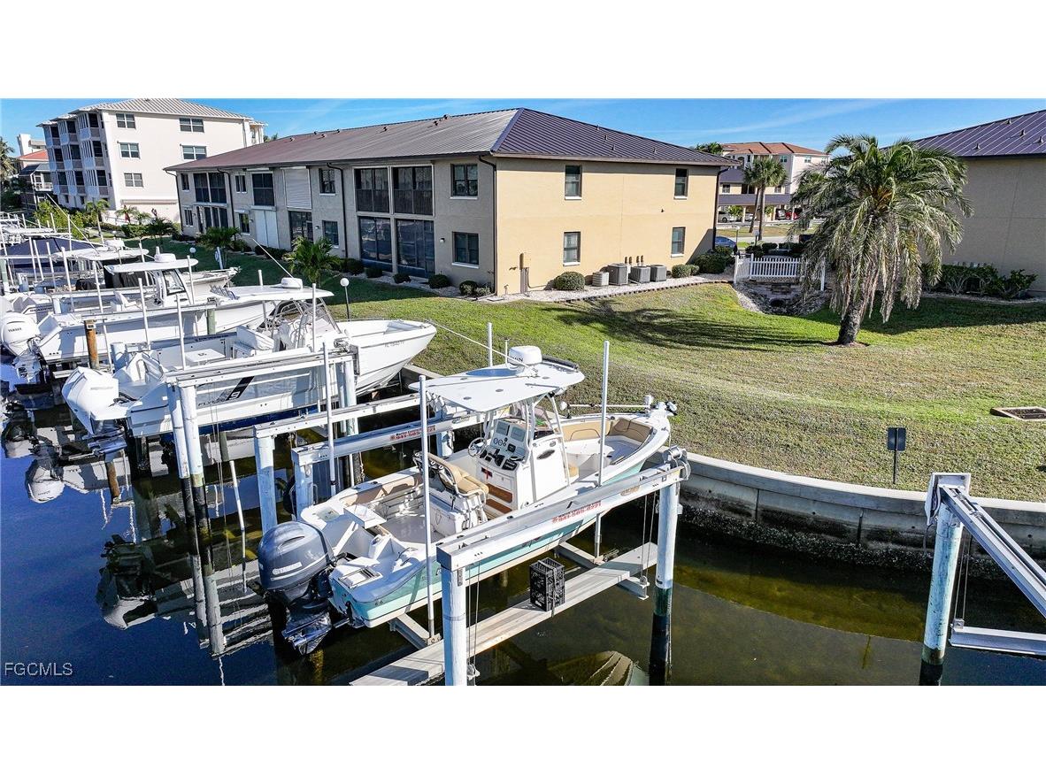 240 Lewis Circle #513 Punta Gorda FL 33950 2026000238 image4