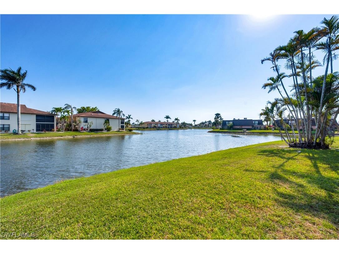 240 Marseille Drive S #11-C Naples FL 34112 223036672 image1