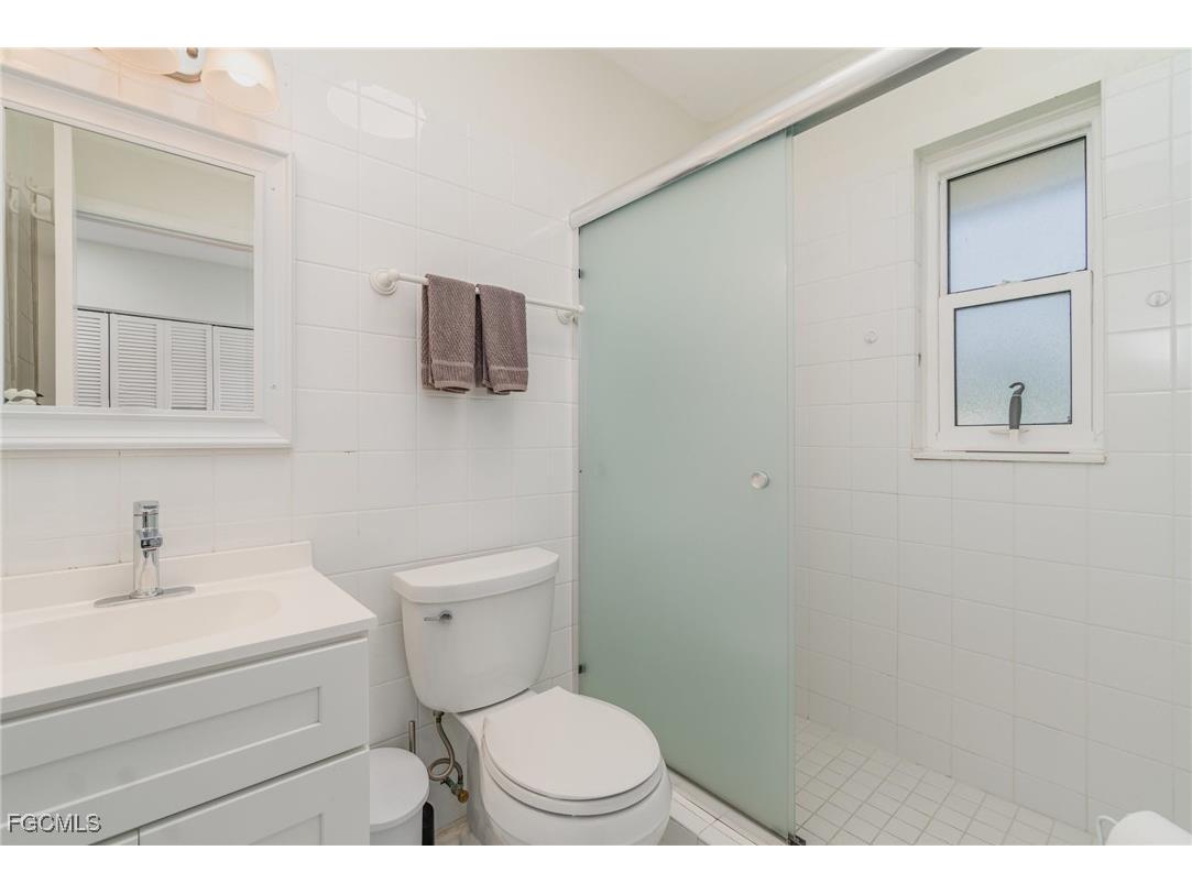 240 N Collier Boulevard #F8 Marco Island FL 34145 2025019674 image10