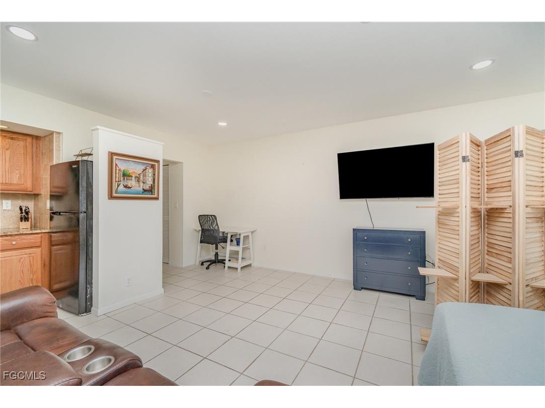 240 N Collier Boulevard #F8 Marco Island FL 34145 2025019674 image7