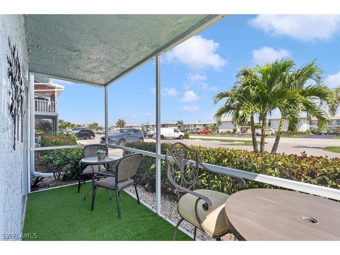 240 Palm Drive #48-1 Naples FL 34112 226010376 image13
