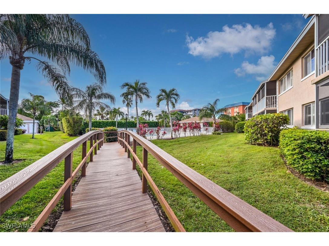 240 Pebble Beach Boulevard #702 Naples FL 34113 225073424 image23