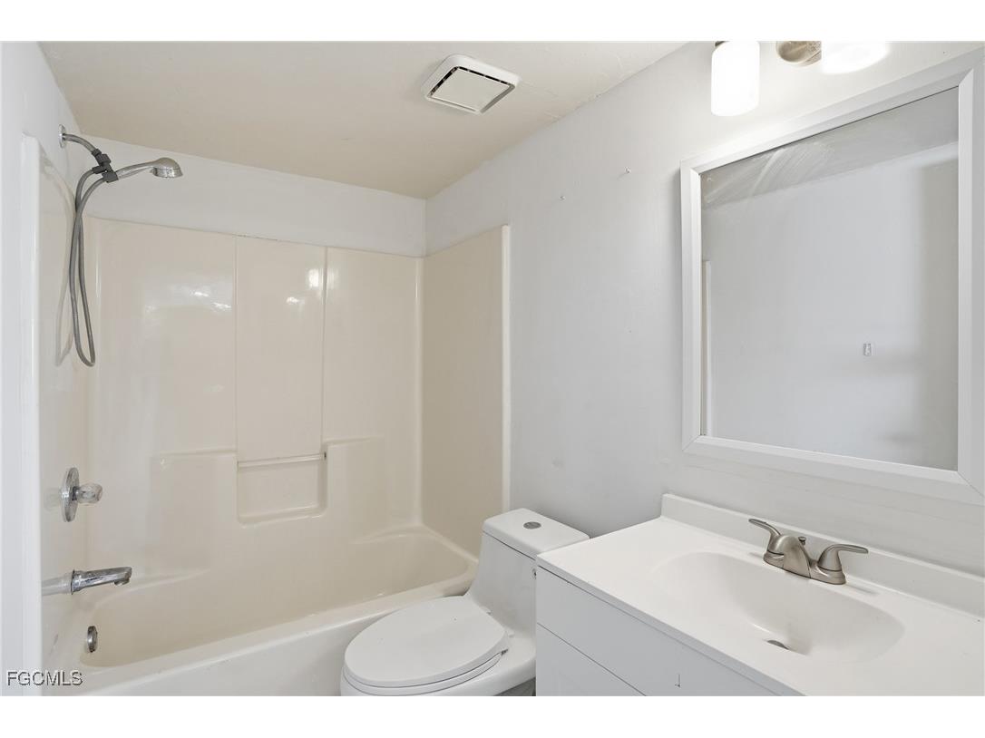 240 Pebble Beach Boulevard #712 Naples FL 34113 2025026290 image19