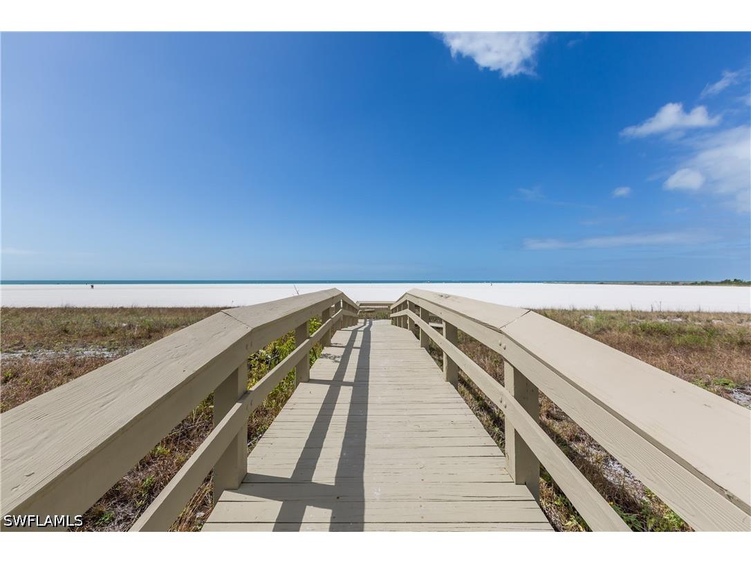 240 Seaview Court #105 Marco Island FL 34145 226013294 image14