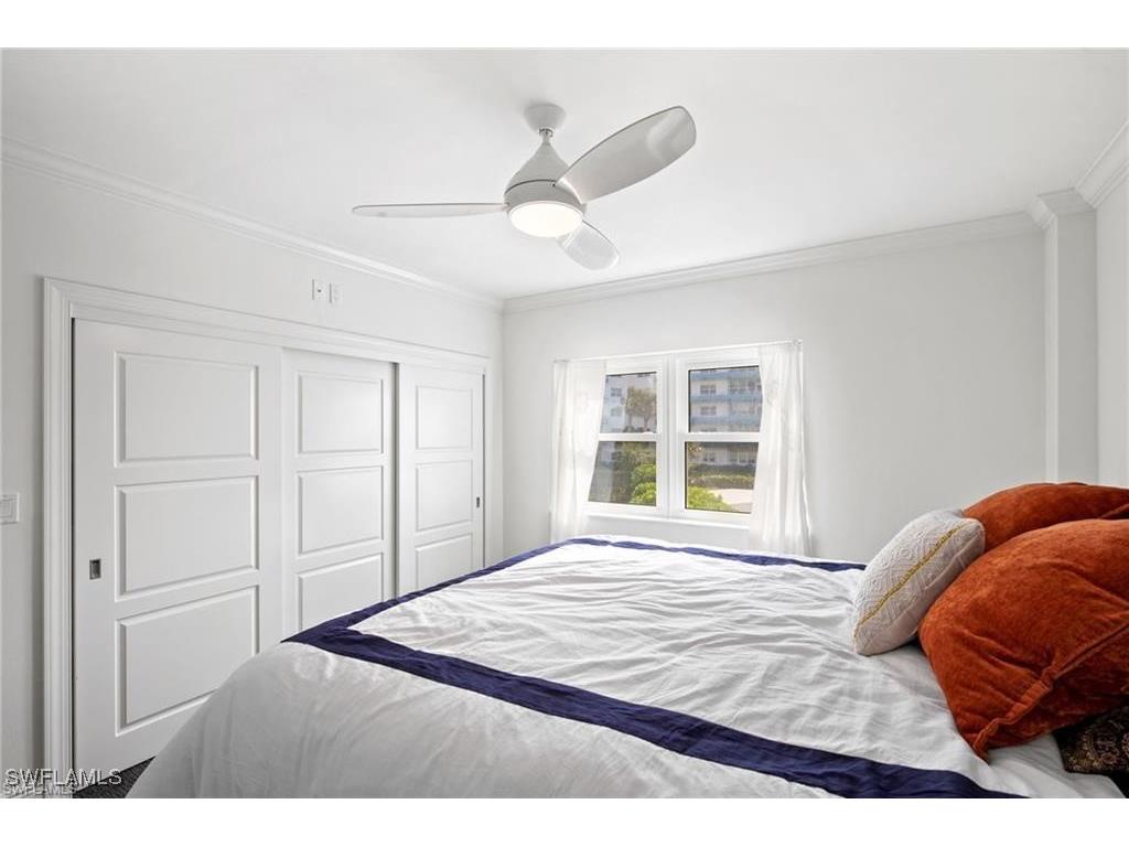 240 Seaview Court #211 Marco Island FL 34145 225083328 image11