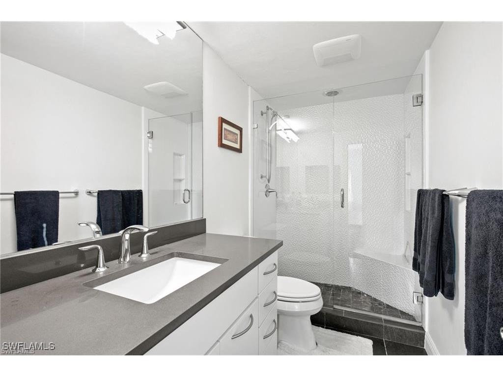 240 Seaview Court #211 Marco Island FL 34145 225083328 image15