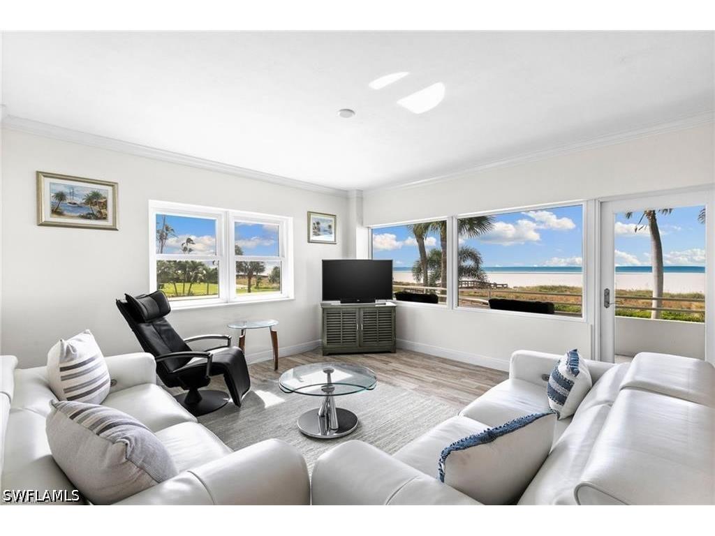 240 Seaview Court #211 Marco Island FL 34145 226021288 image1