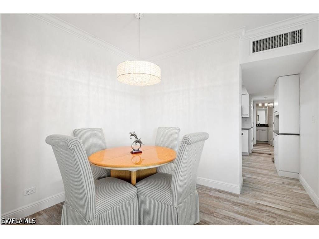240 Seaview Court #211 Marco Island FL 34145 226021288 image6