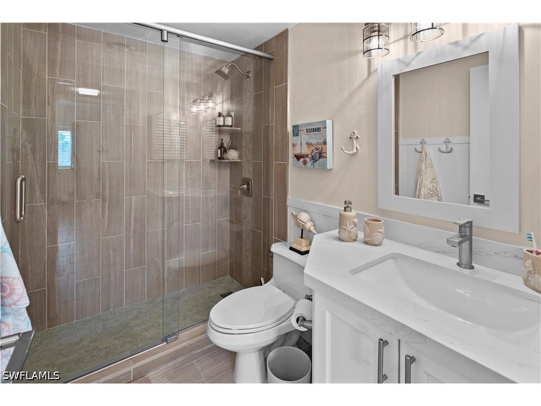 240 Seaview Court #413 Marco Island FL 34145 226019268 image25
