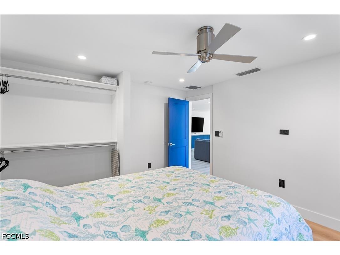 240 Southwinds Drive Sanibel FL 33957 2026014624 image16