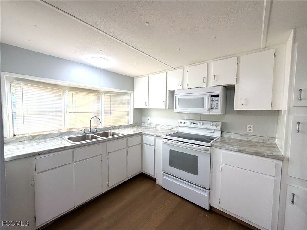 240 State Street North Fort Myers FL 33903 2025024048 image7