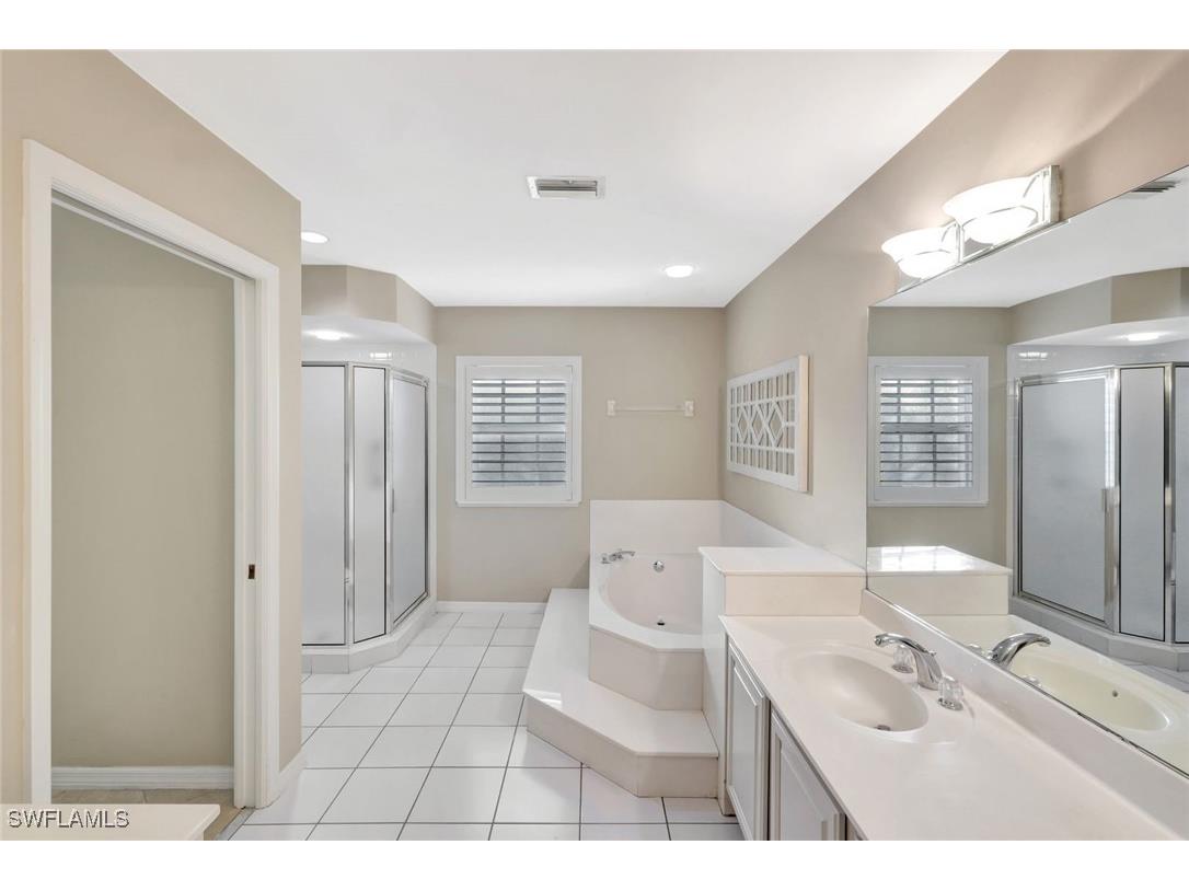 240 Via Perignon #9-1 Naples FL 34119 225081754 image16