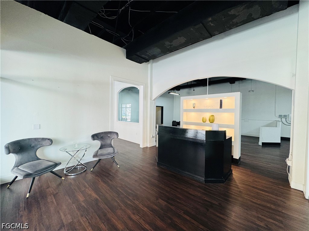 2400 1st Street #102 Fort Myers FL 33901 2026016455 image1