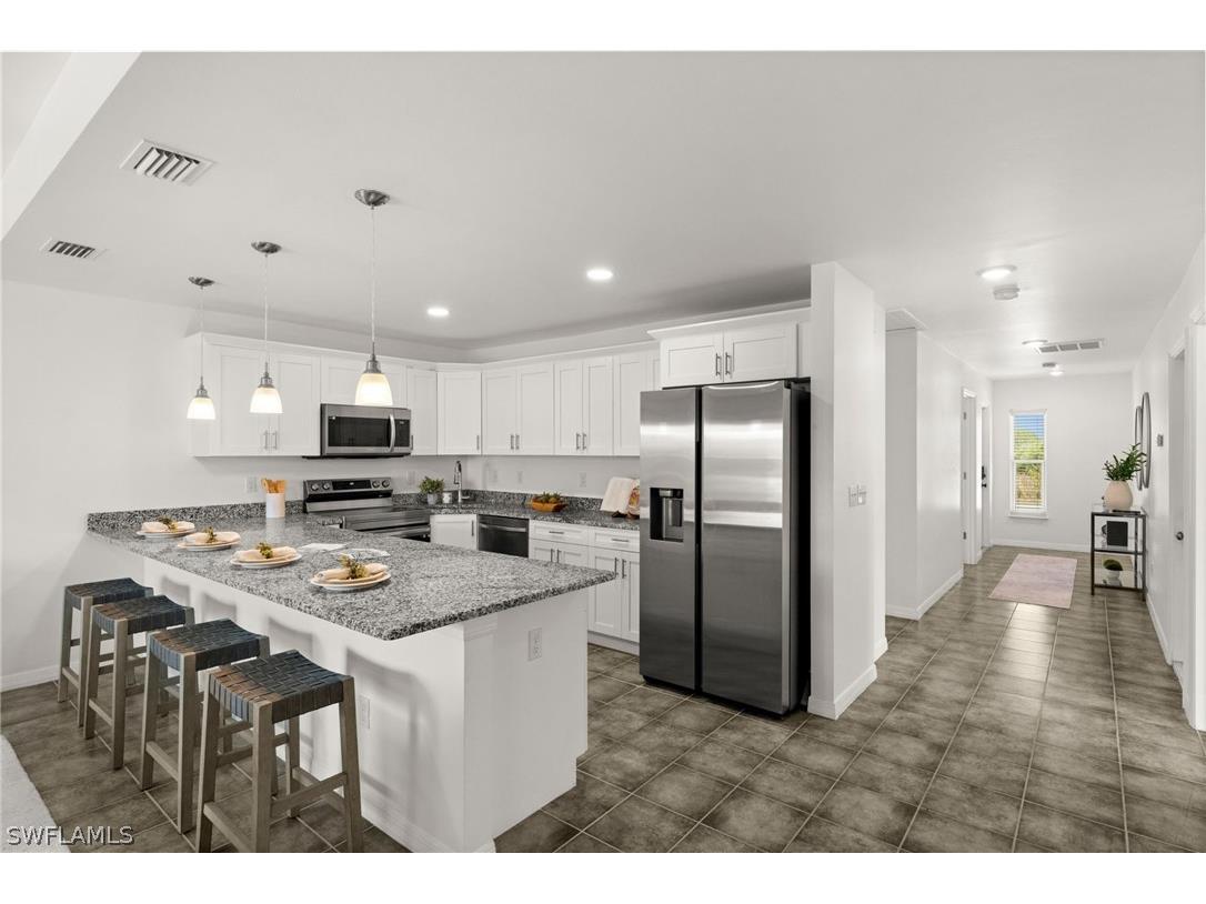 2400/2402 Martin Avenue Lehigh Acres FL 33973 226011724 image3