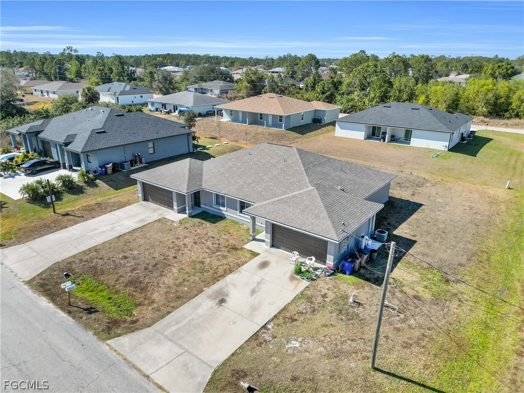 2400/2402 Paul Avenue S Lehigh Acres FL 33973 2026006948 image1