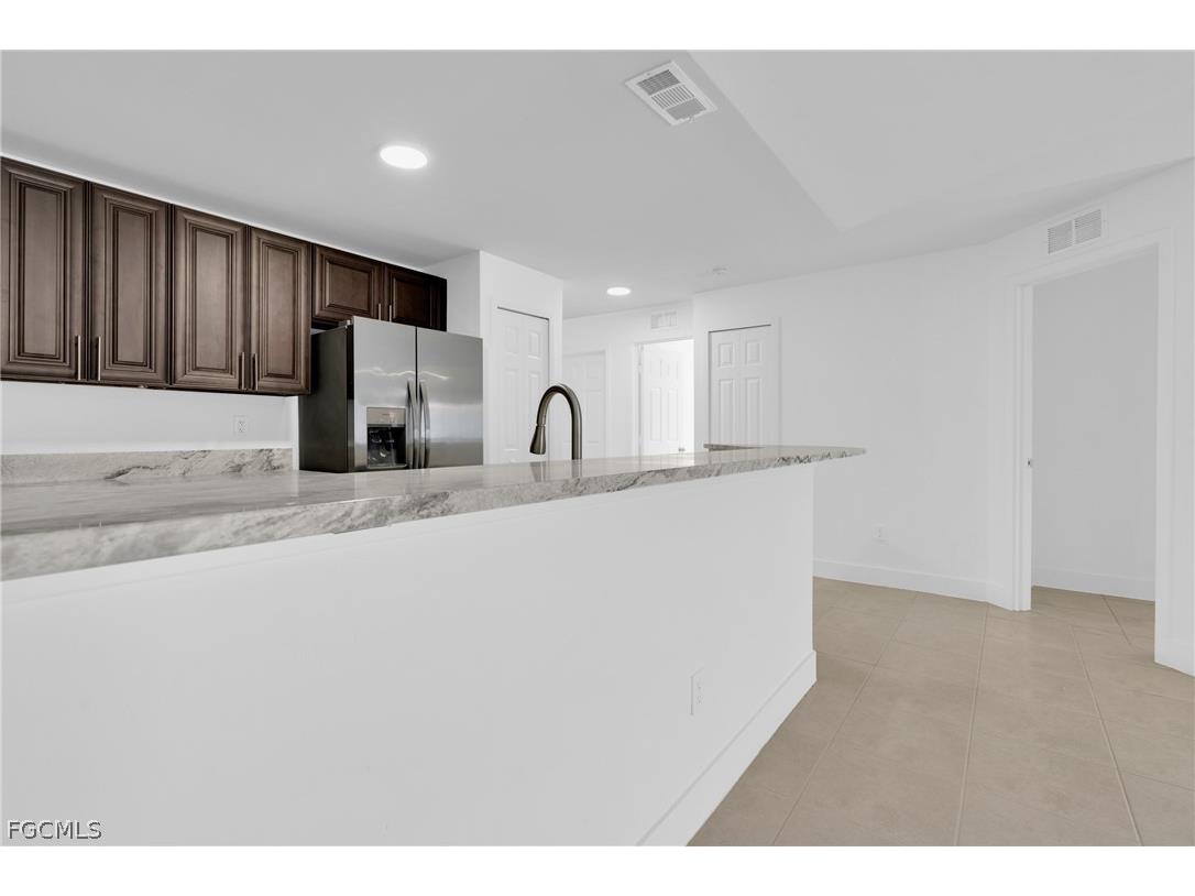 2400/2402 Paul Avenue S Lehigh Acres FL 33973 2026006948 image7