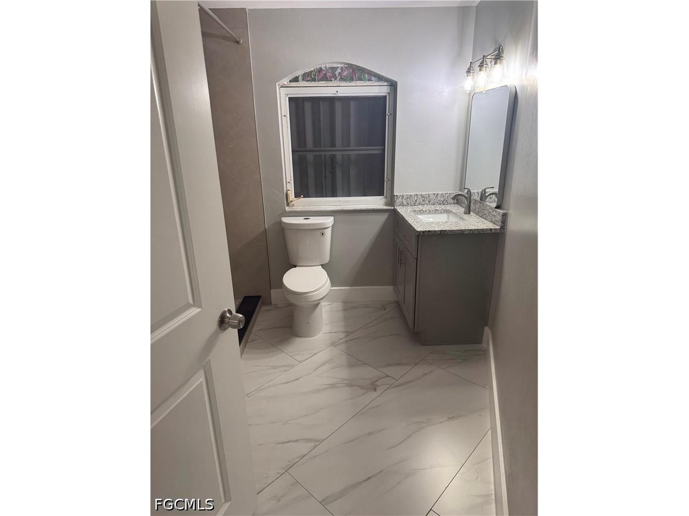 2400 Barcelona Avenue Fort Myers FL 33905 2026017084 image10