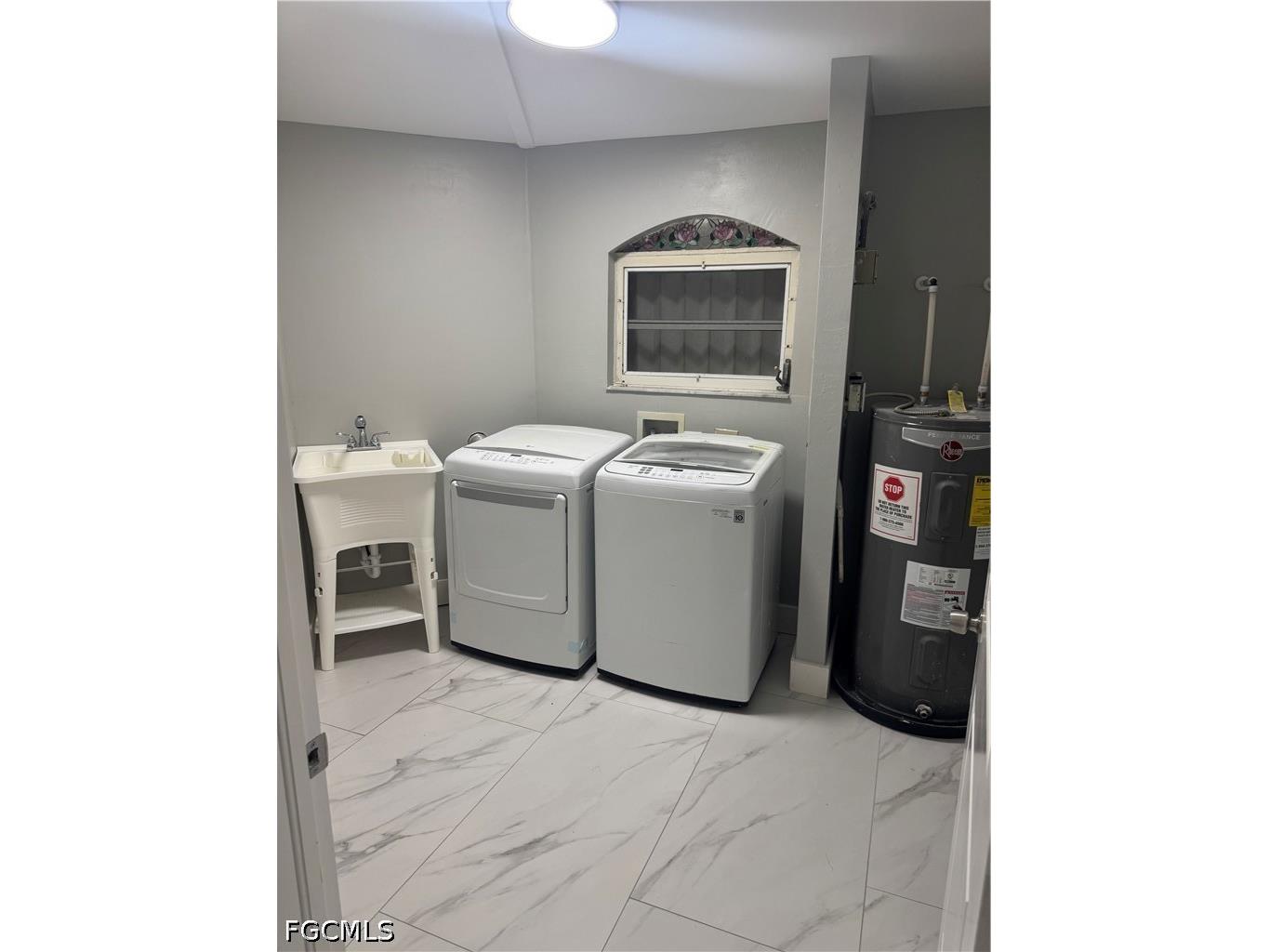 2400 Barcelona Avenue Fort Myers FL 33905 2026017084 image6