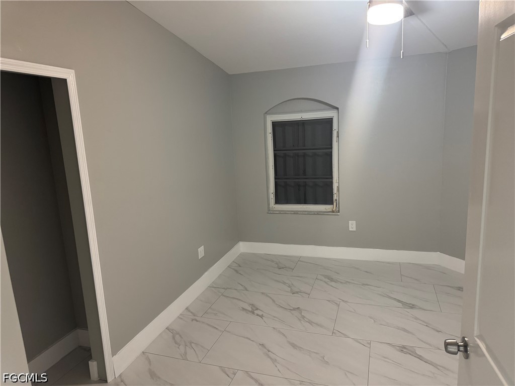 2400 Barcelona Avenue Fort Myers FL 33905 2026017084 image8