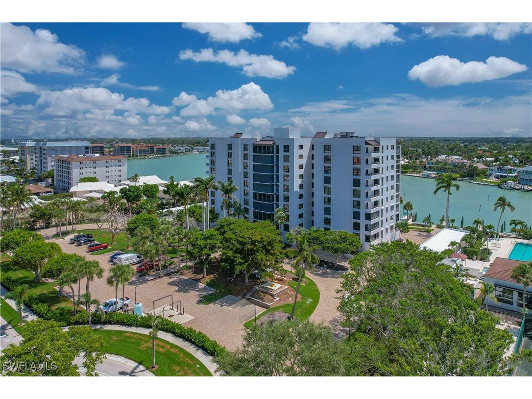 2400 Gulf Shore Boulevard N #203 Naples FL 34103 225065607 image28