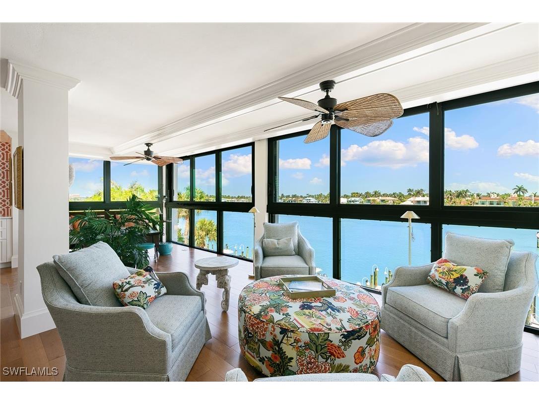 2400 Gulf Shore Boulevard N #305 Naples FL 34103 225030788 image1