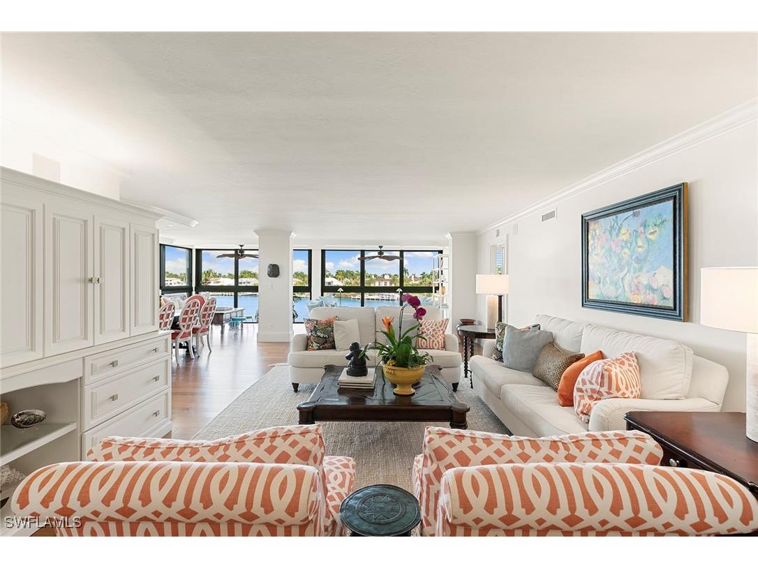 2400 Gulf Shore Boulevard N #305 Naples FL 34103 225030788 image2