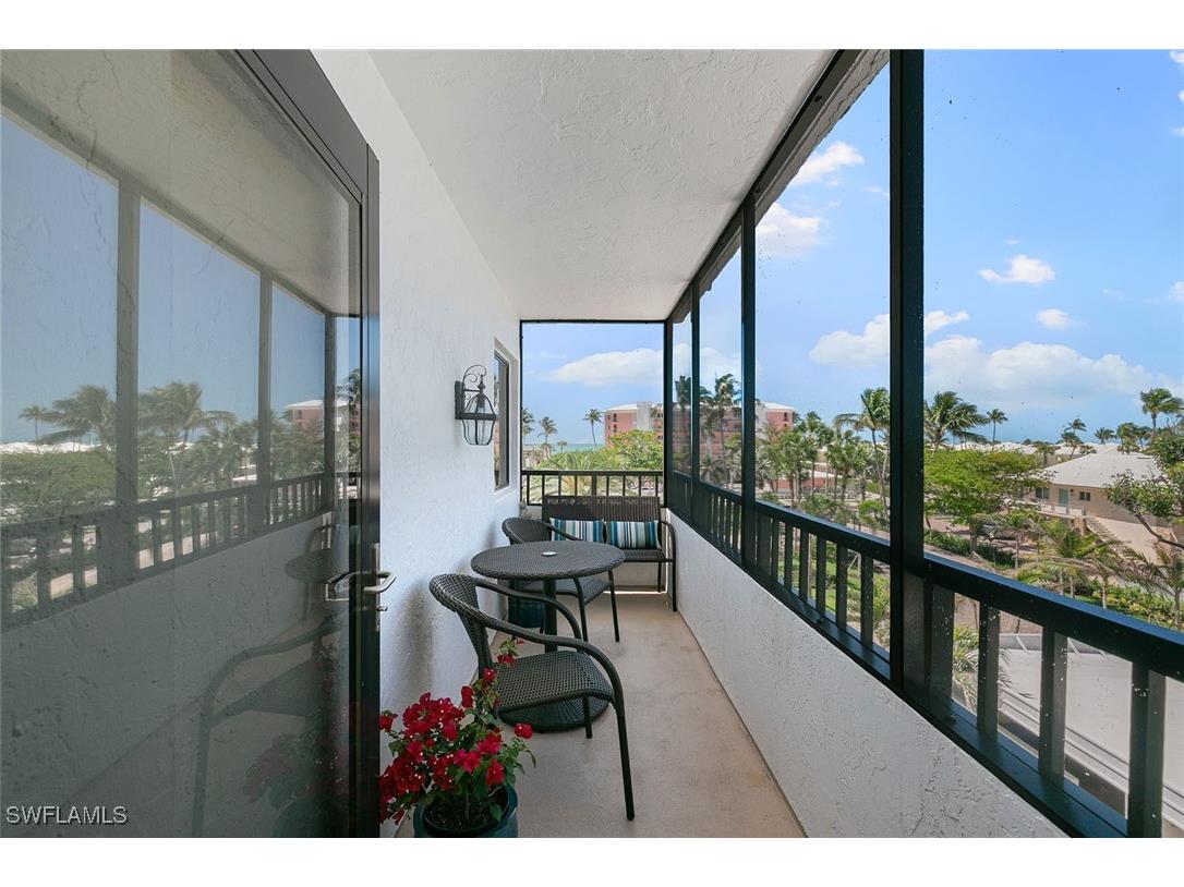 2400 Gulf Shore Boulevard N #305 Naples FL 34103 225030788 image27