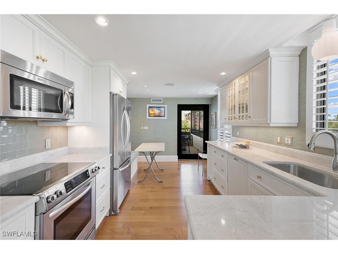 2400 Gulf Shore Boulevard N #305 Naples FL 34103 225030788 image28