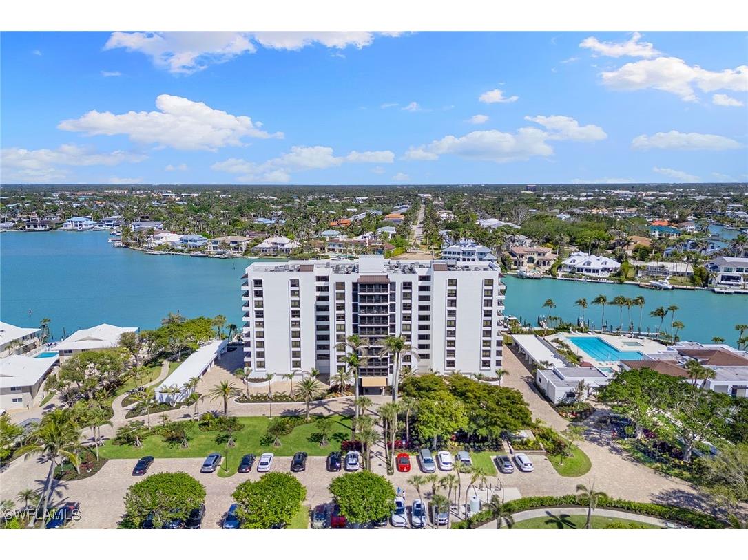 2400 Gulf Shore Boulevard N #305 Naples FL 34103 225030788 image33