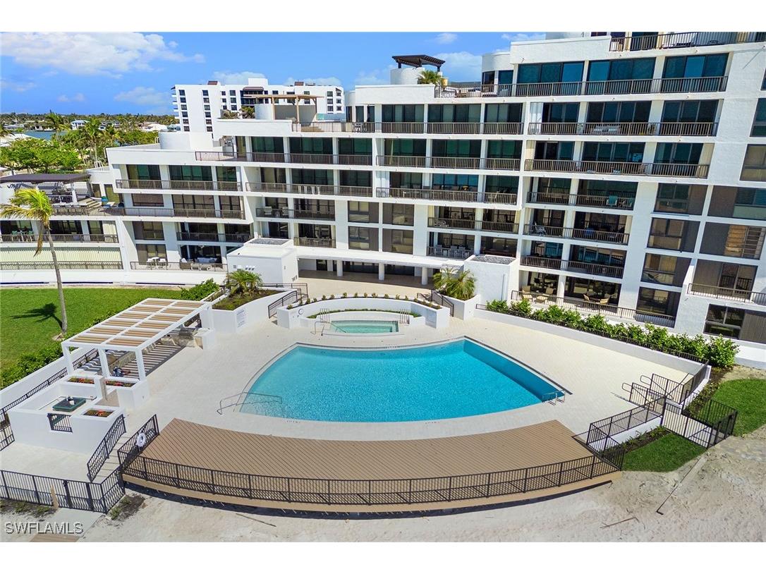 2400 Gulf Shore Boulevard N #305 Naples FL 34103 225030788 image38