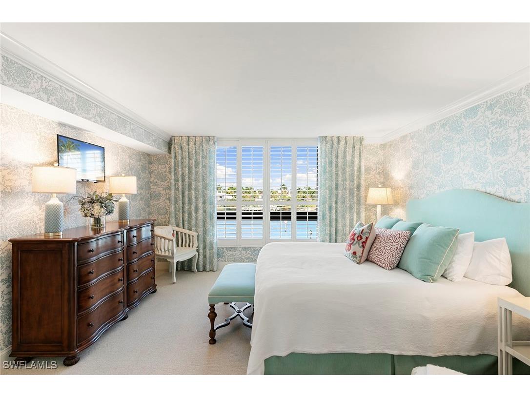 2400 Gulf Shore Boulevard N #305 Naples FL 34103 225030788 image7