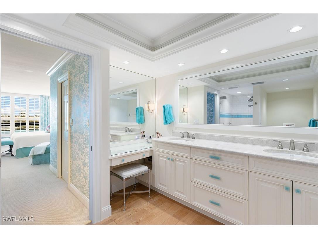 2400 Gulf Shore Boulevard N #305 Naples FL 34103 225030788 image9