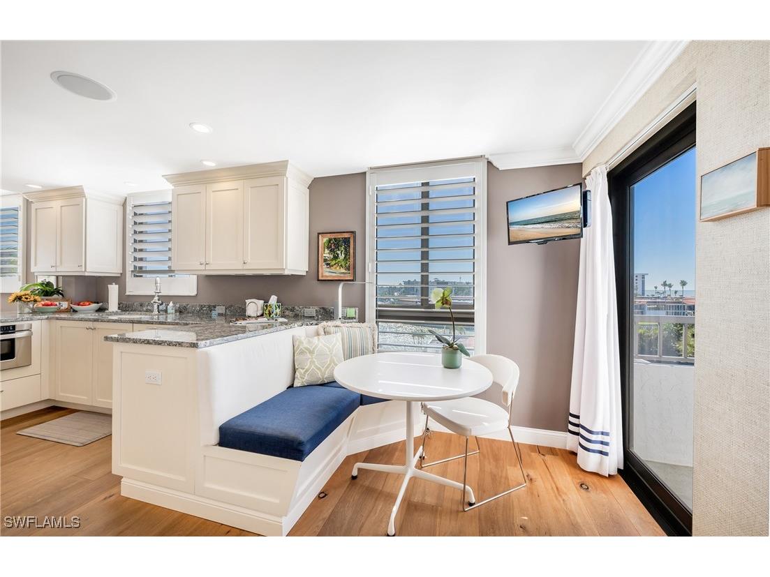 2400 Gulf Shore Boulevard N #501 Naples FL 34103 225078037 image16