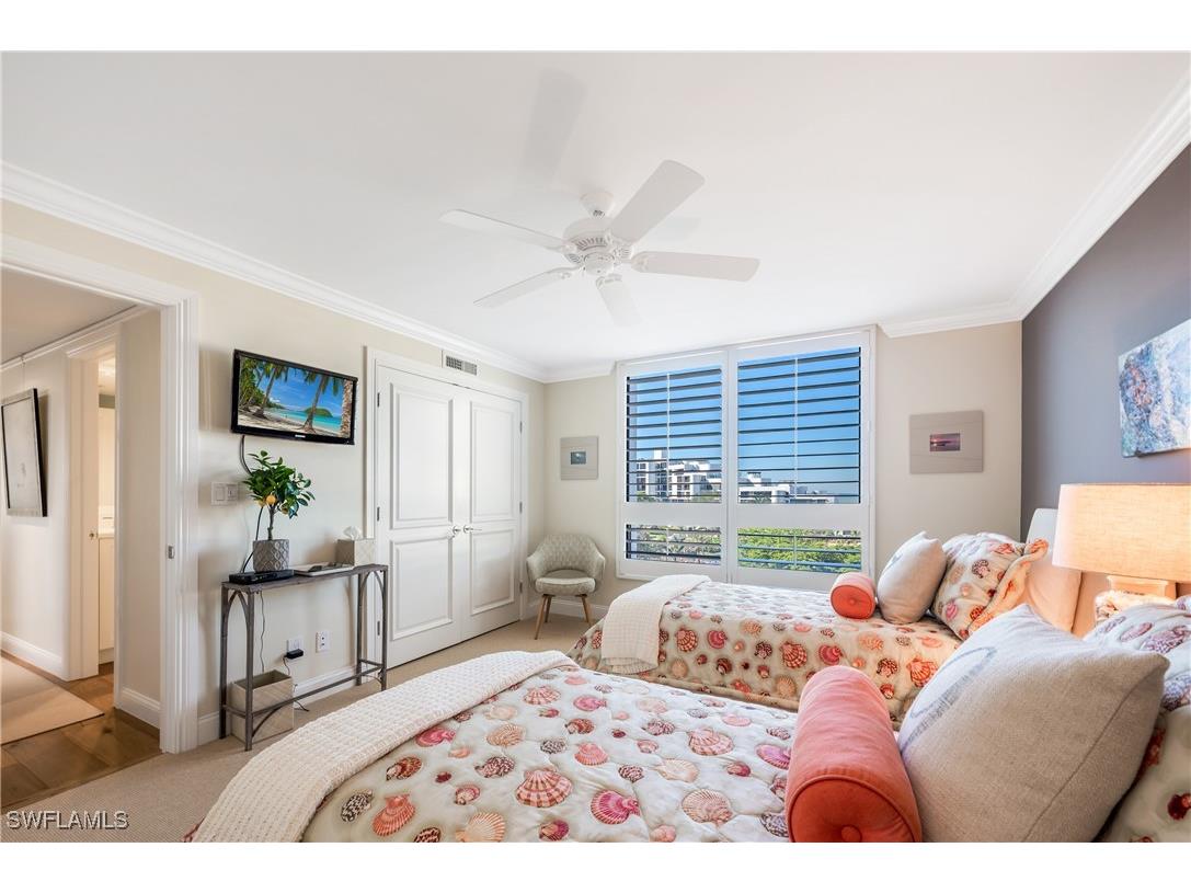 2400 Gulf Shore Boulevard N #501 Naples FL 34103 225078037 image28