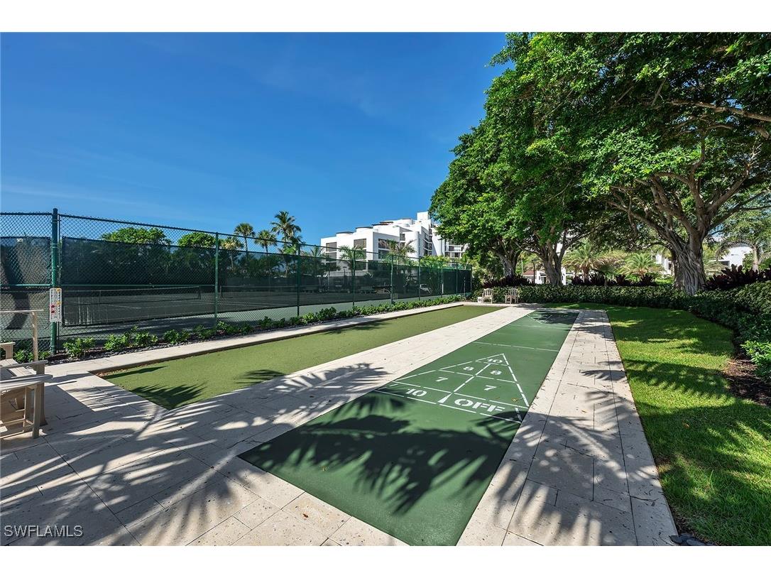 2400 Gulf Shore Boulevard N #502 Naples FL 34103 225064132 image45