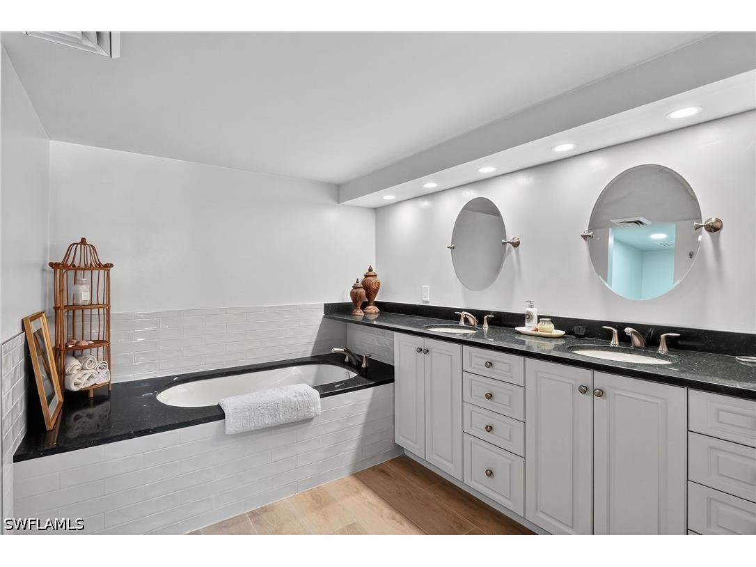 2400 Gulf Shore Boulevard N #603 Naples FL 34103 226020923 image21