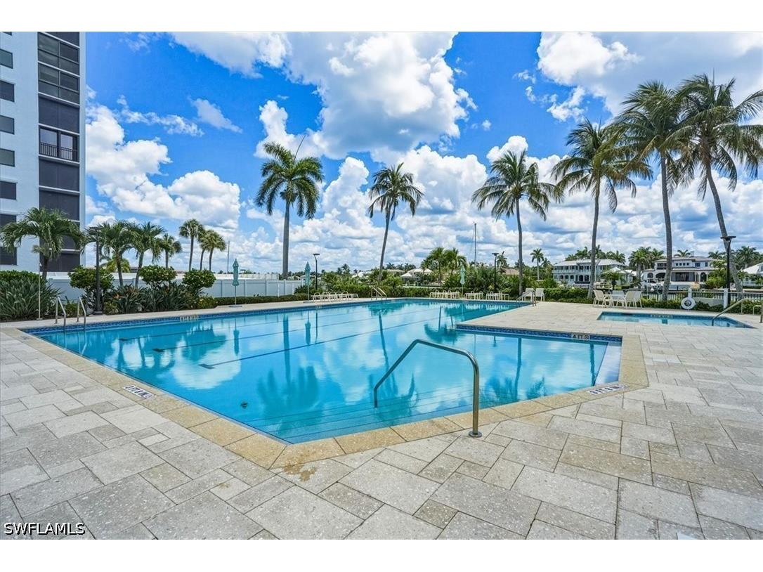 2400 Gulf Shore Boulevard N #604 Naples FL 34103 226019380 image38